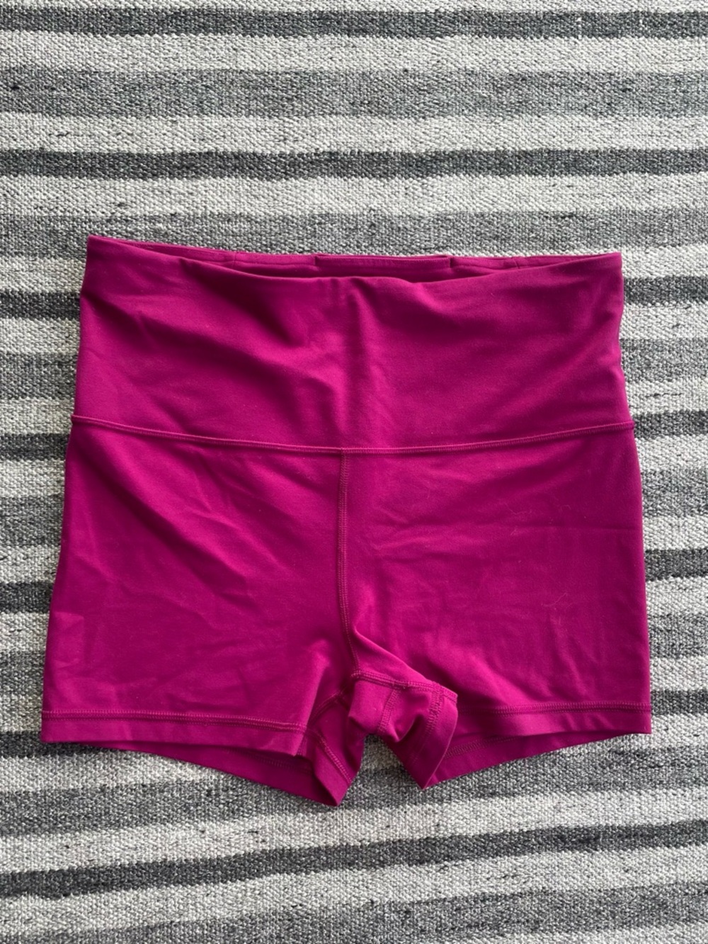 Athleta High Rise Elation Shortie - Magenta / Berry - medium